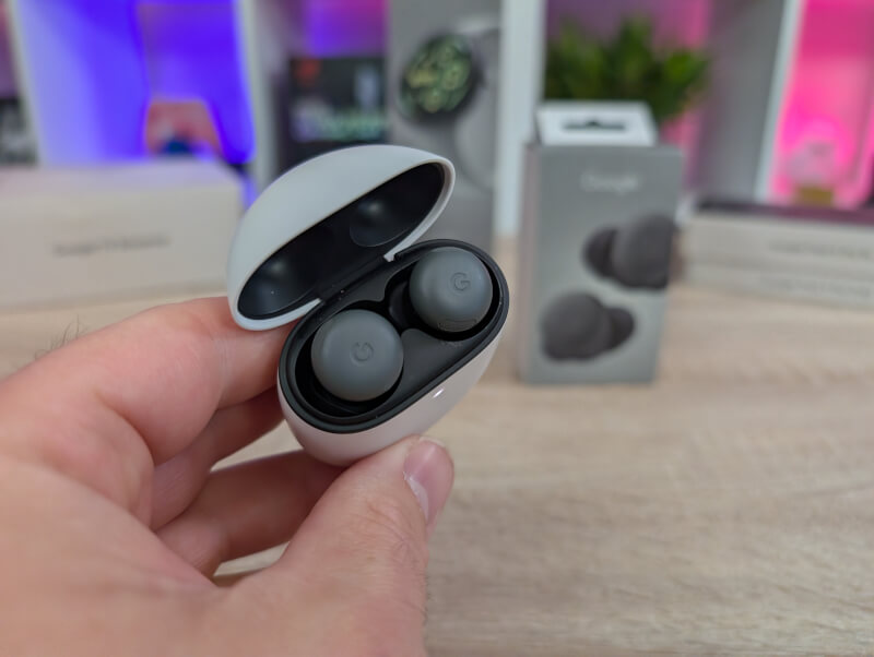 Google Pixel buds Pro 2 earbuds case